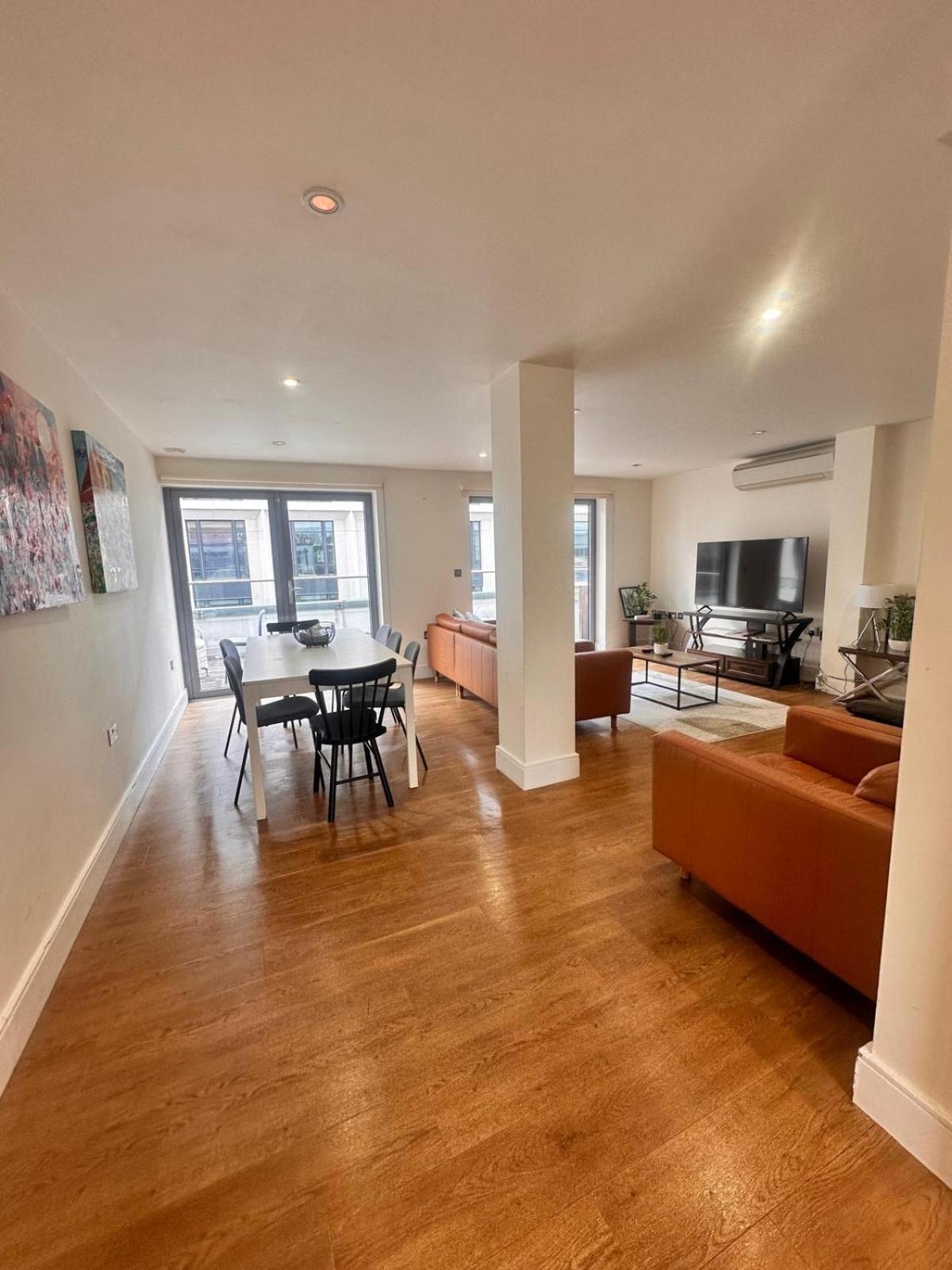 Spacious 3-Bed 3-Bath Luxury Apartment With Balcony Hyde Park Londres Exterior foto